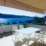 Apartment Vista *