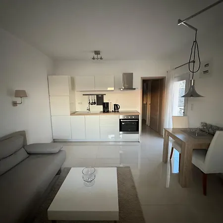 Vista شقة تيسنو